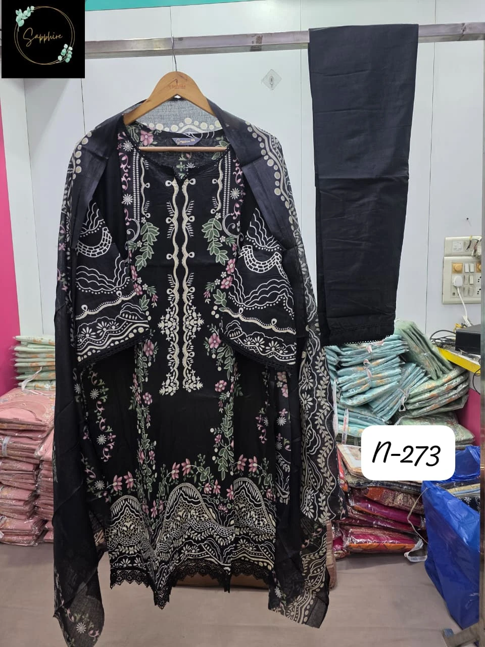 Sapphire Agha Noorain-273 Pure Lawn Wholesale Readymade Pakistani Suit Collection