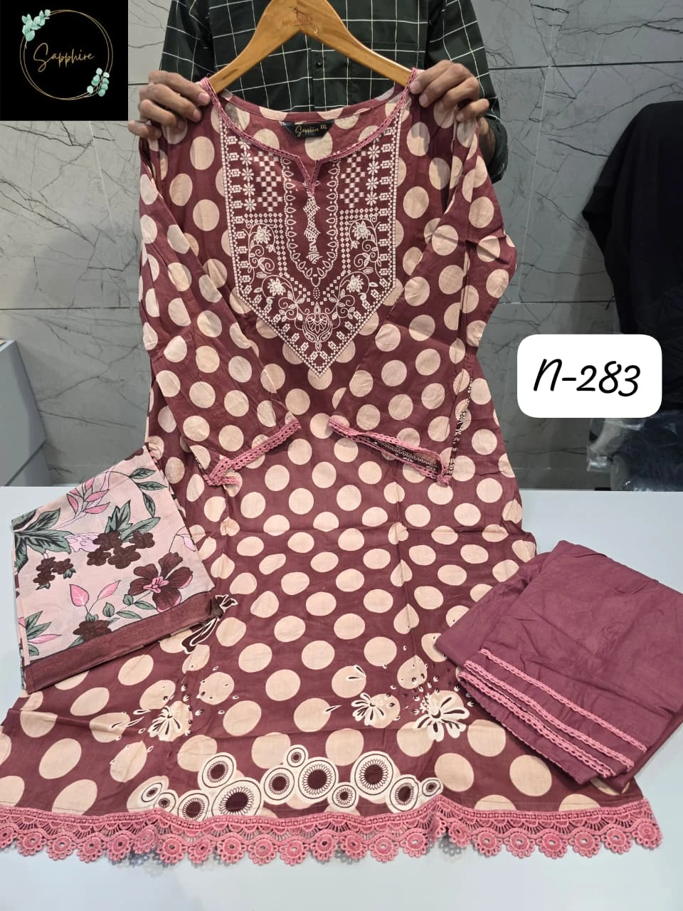 Sapphire Agha Noorani-283 Pure Lawn Wholesale Readymade Pakistani Suit Collection