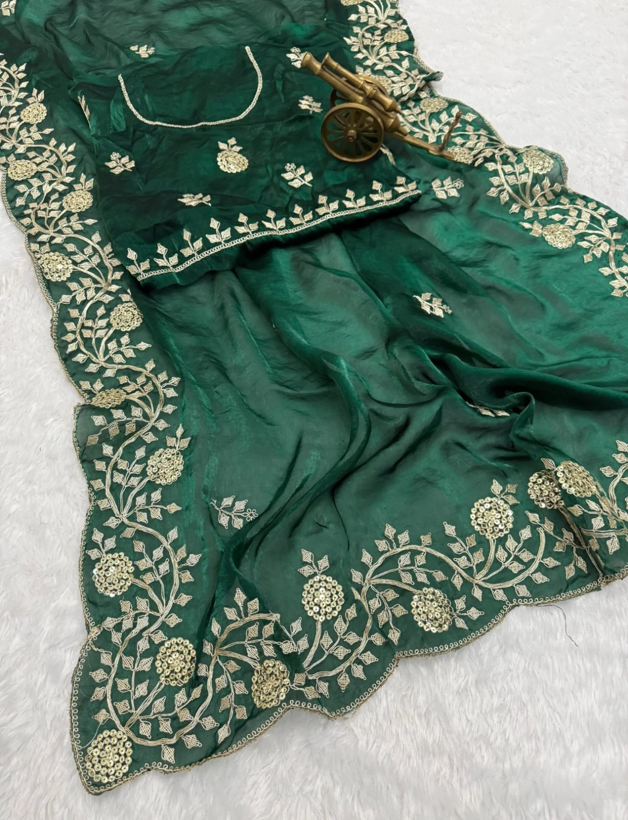 Vt 6083 T Fandy Satin Embroidery Worked Premium Saree Collection